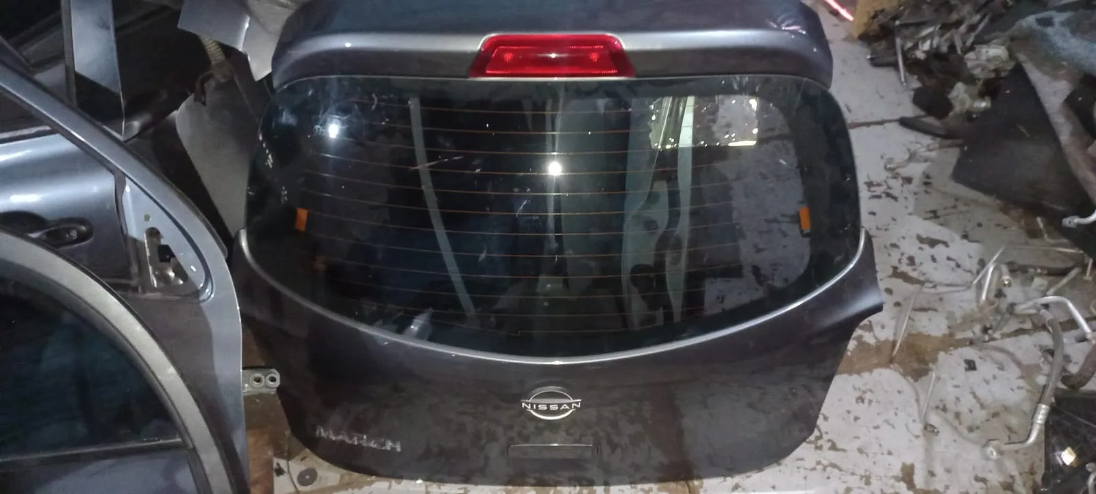 🚗 Quinta Puerta / Compuerta Trasera