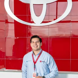 ERICK O. · Seminuevos Toyota Obregón