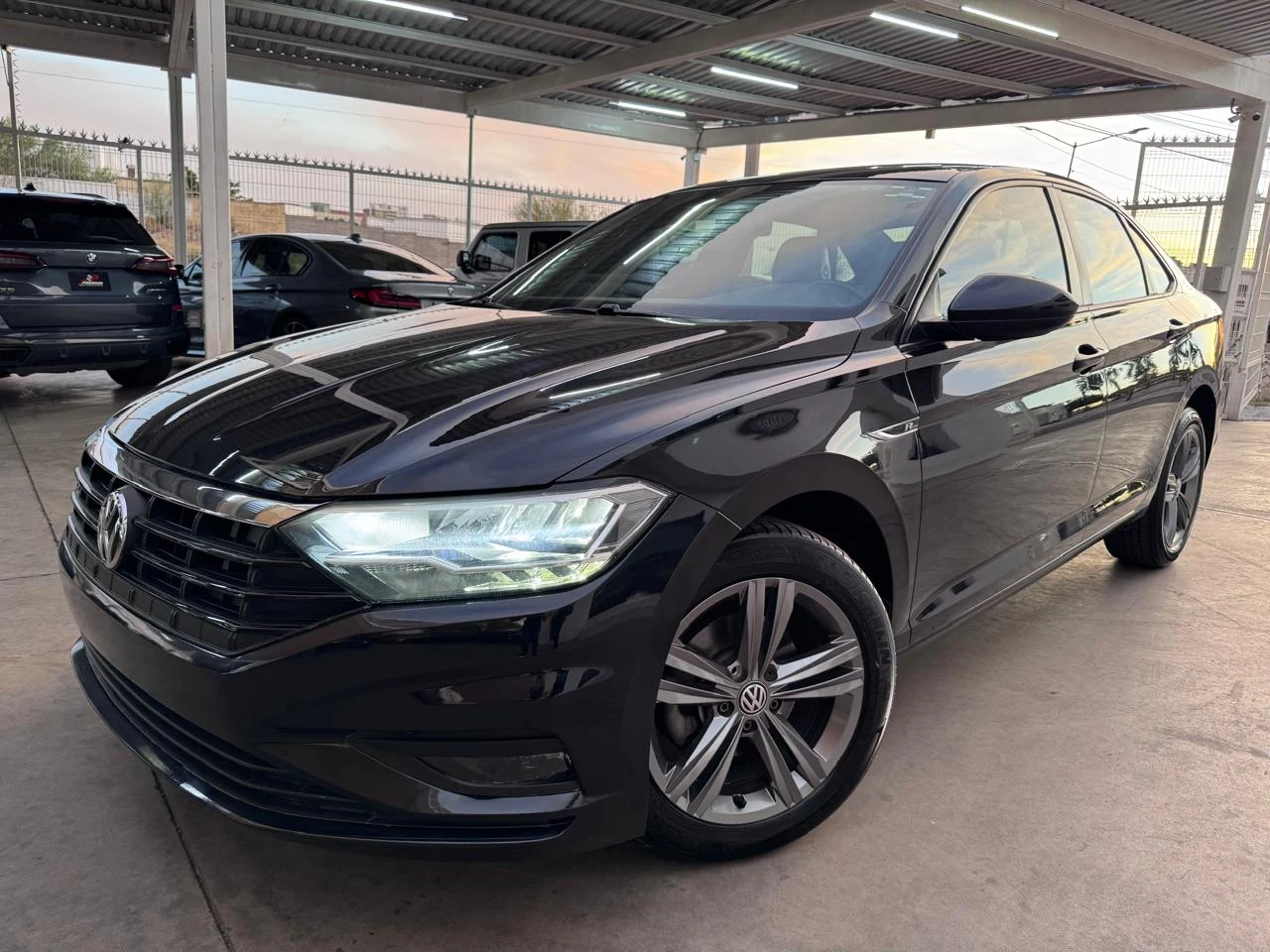 Volkswagen JETTA R LINE 2019 - Foto 1