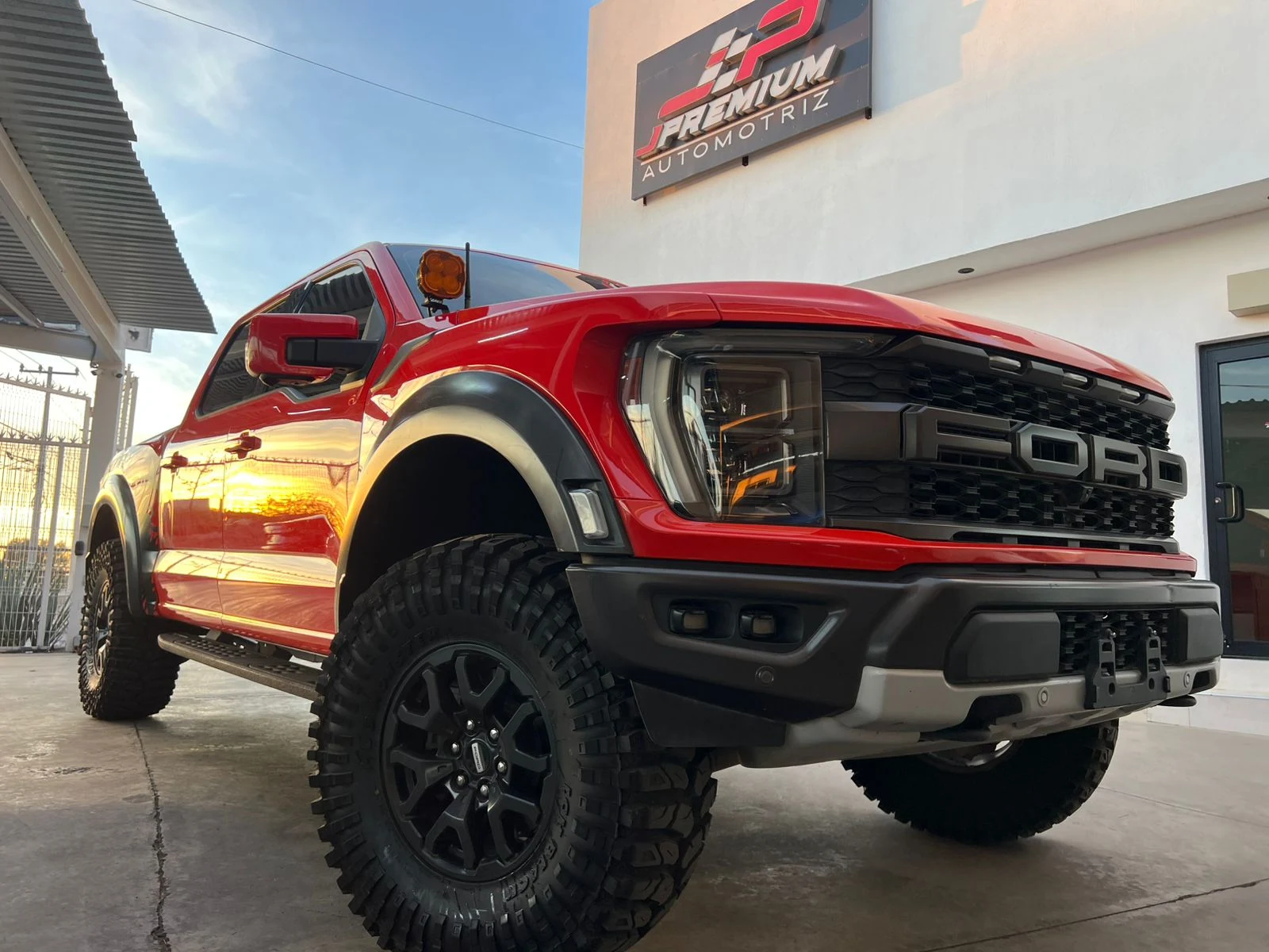 Ford LOBO RAPTOR 2021 - Foto 1