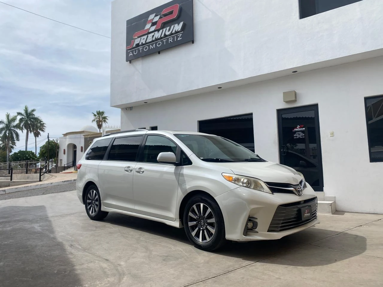 Toyota SIENNA XLE 2018 - Foto 1