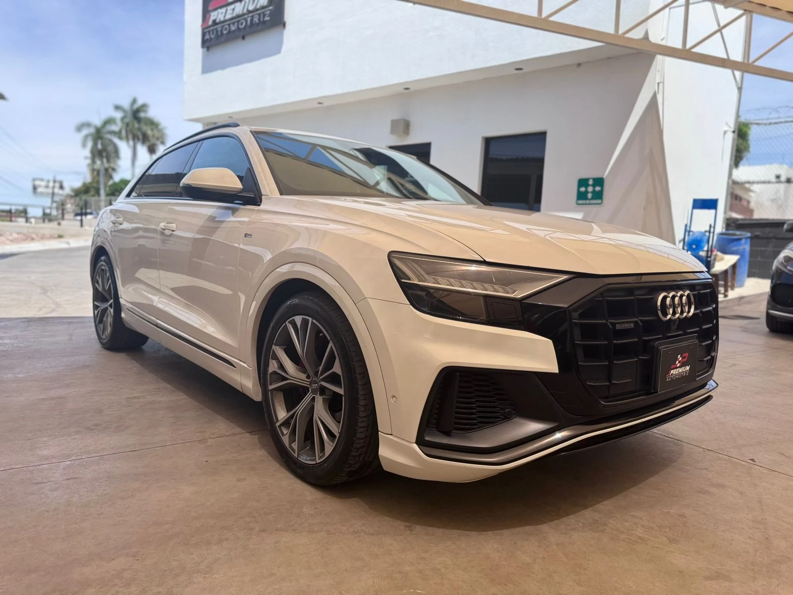 Audi Audi Q8 S-LINE 2020 - Foto 1