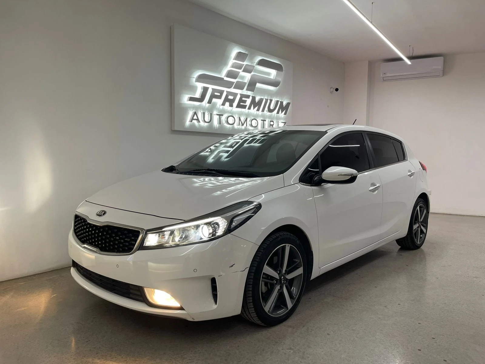 Kia FORTE SX 2017 - Foto 1