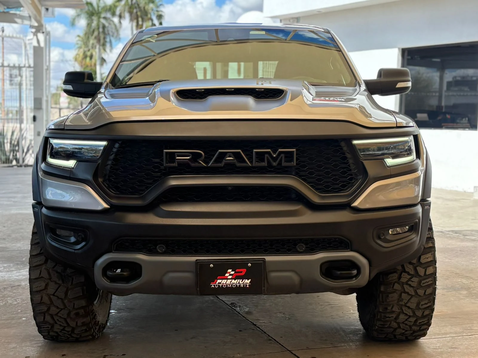 Dodge RAM TRX 2022 - Foto 1