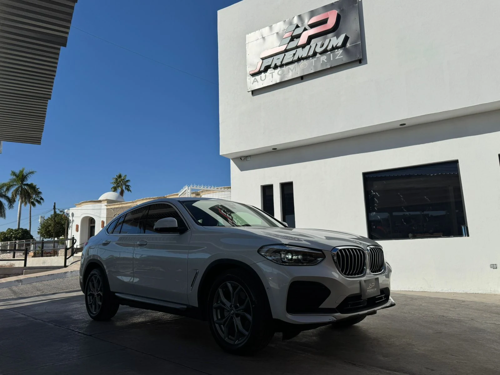 BMW X4 xDrive 30i x LINE 2021 - Foto 1