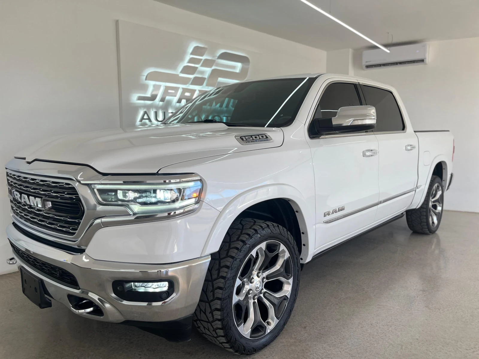 Dodge Ram 1500 Limited 2021 - Foto 1