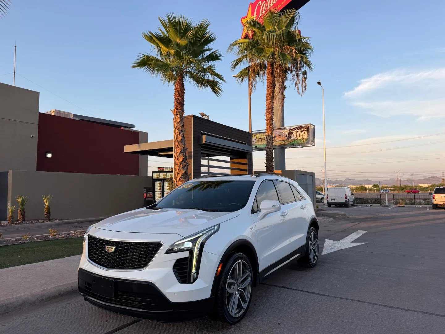 Cadillac XT4 2022 - Foto 1