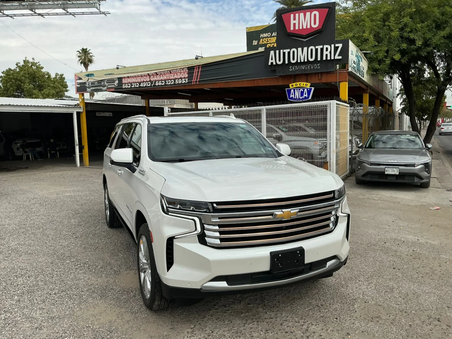 Chevrolet Suburban 2024 - Foto 1