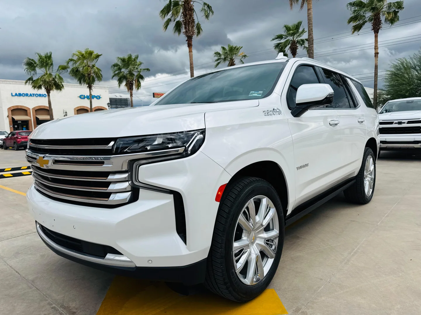 Chevrolet TAHOE HIGH COUNTRY 2023 - Foto 1