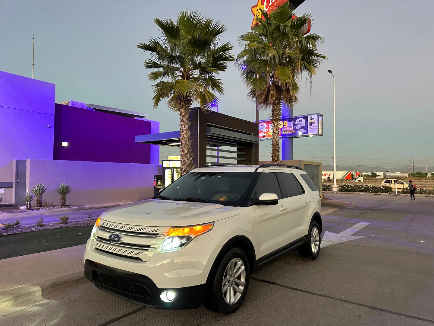 Ford Explorer 2011 - Foto 1