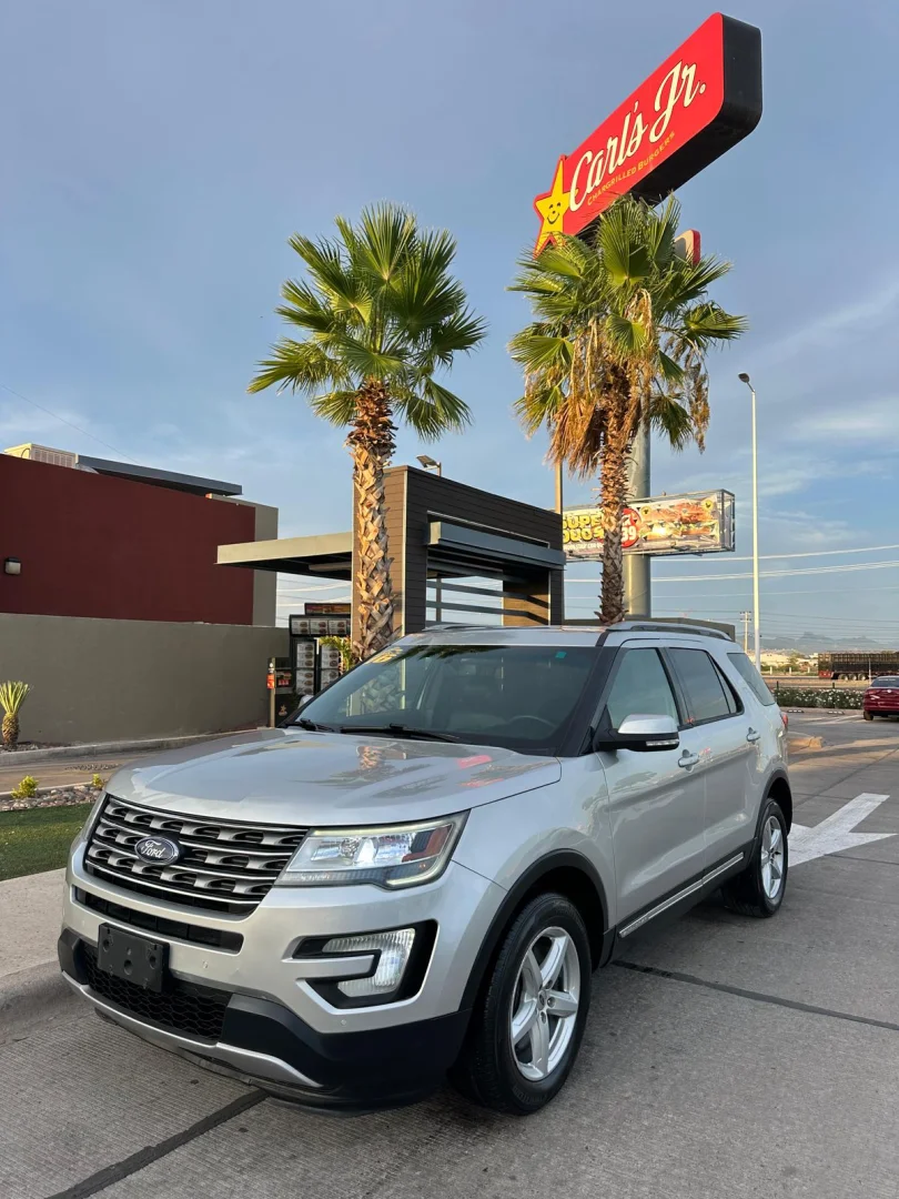 Ford Explorer 2016 - Foto 1