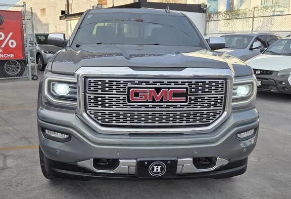 GMC Sierra 1500 Denali 2018 - Foto 1