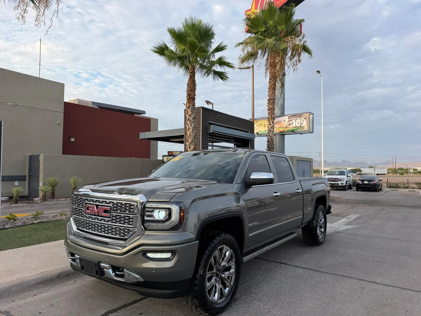 GMC Sierra 2018 - Foto 1