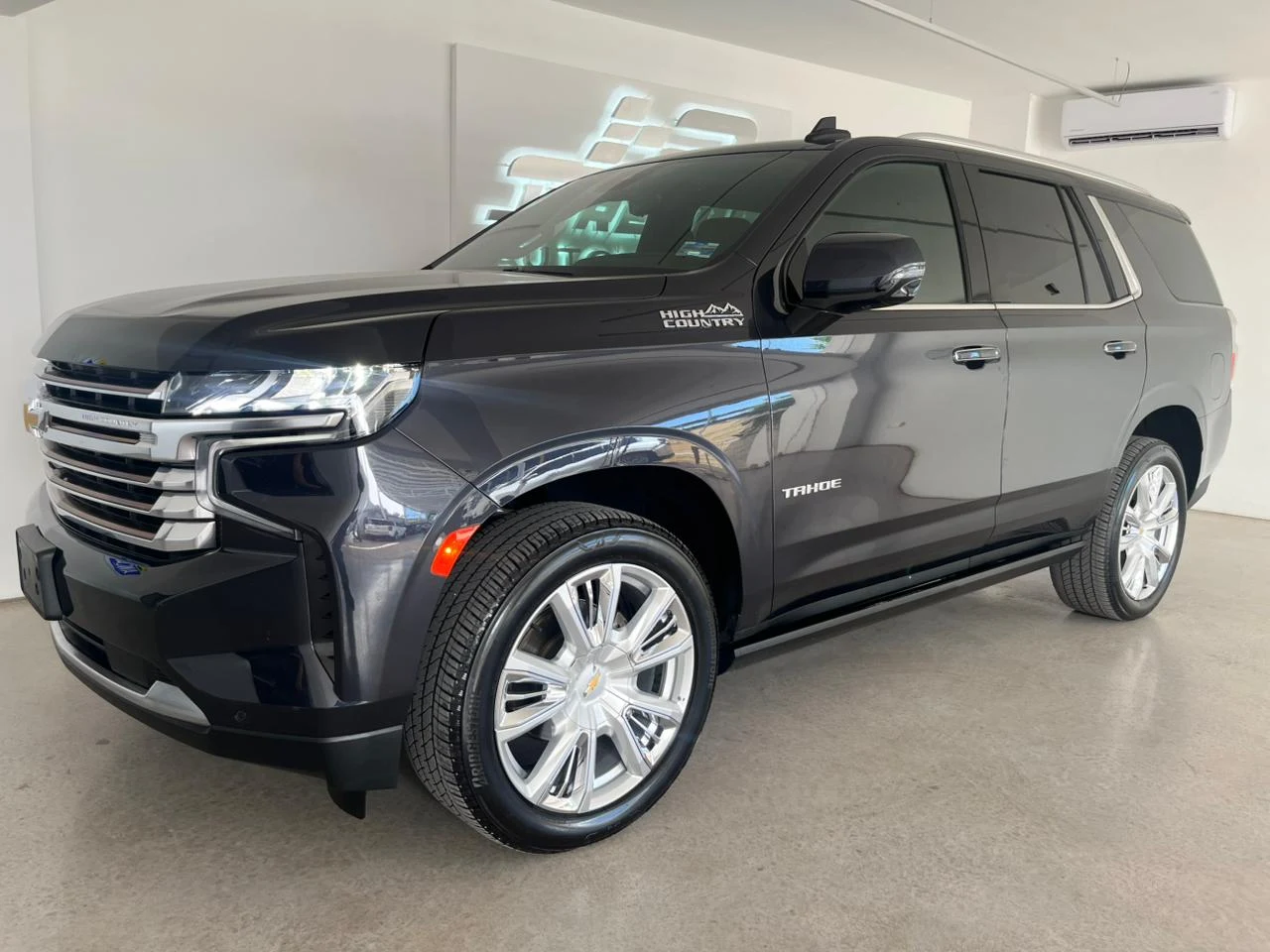 Chevrolet TAHOE HIGH COUNTRY 2023 - Foto 1