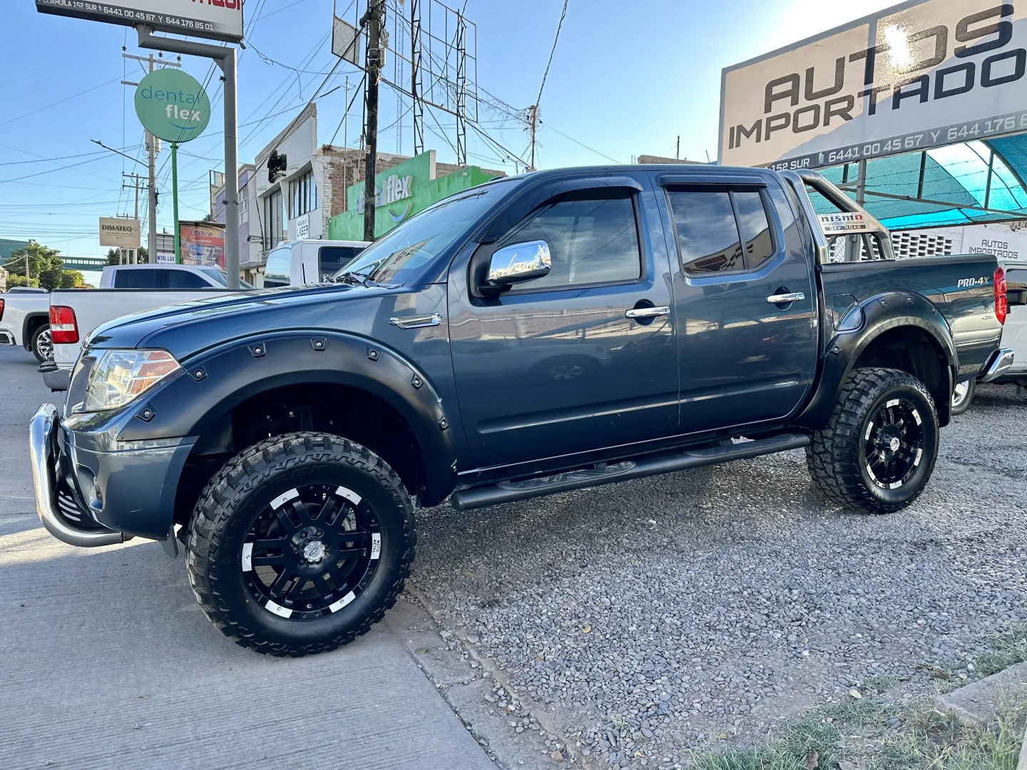 Nissan Frontier 2014 - Foto 1
