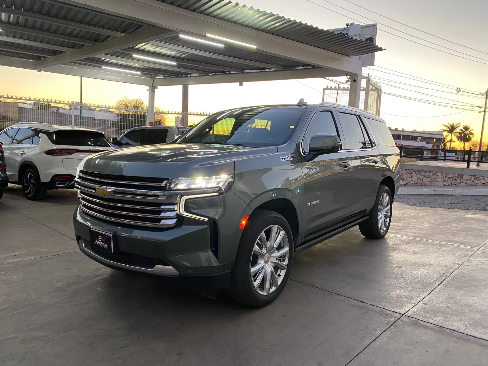 Chevrolet TAHOE HIGH COUNTRY 2023 - Foto 1