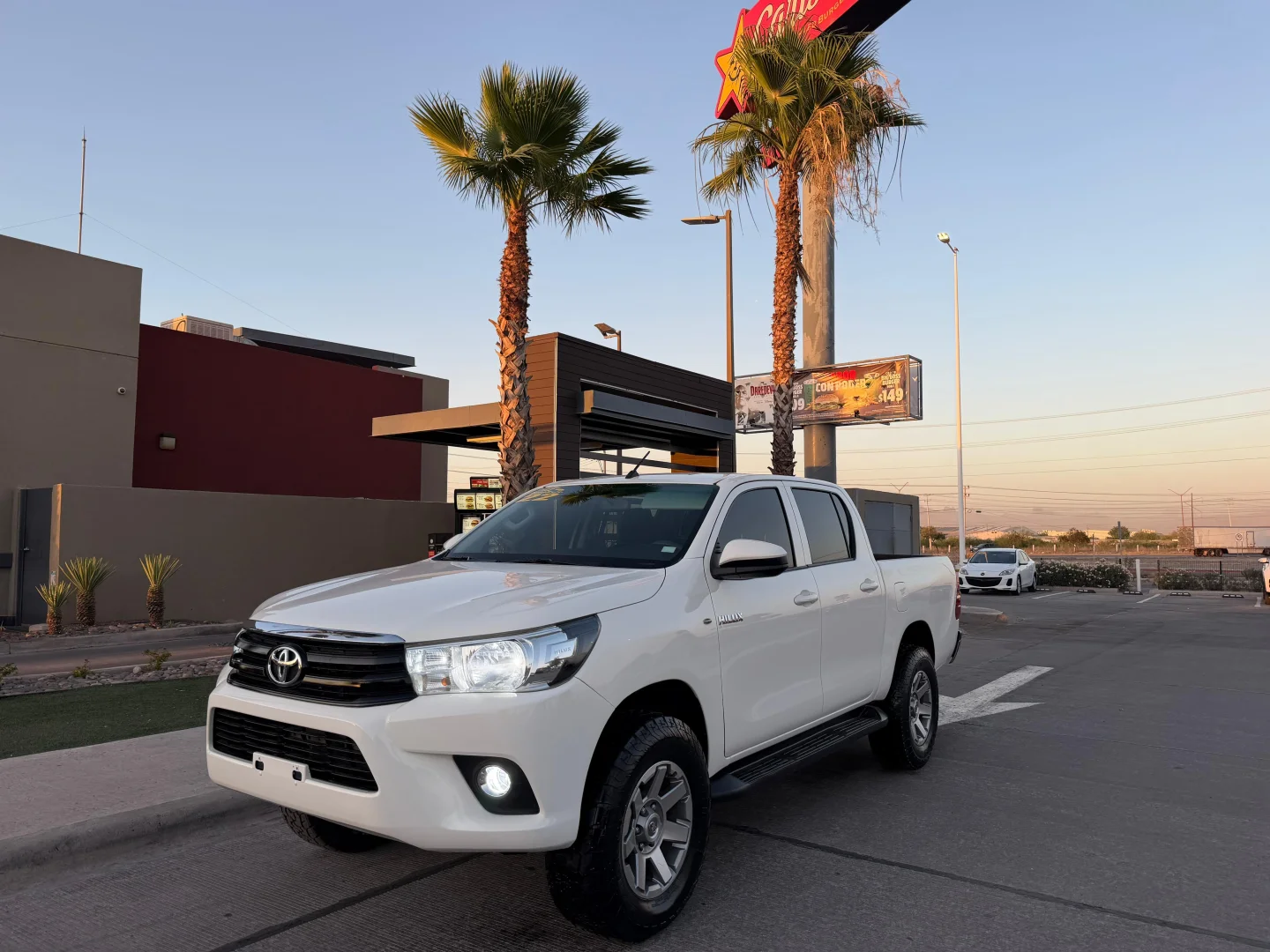 Toyota Hilux 2022 - Foto 1
