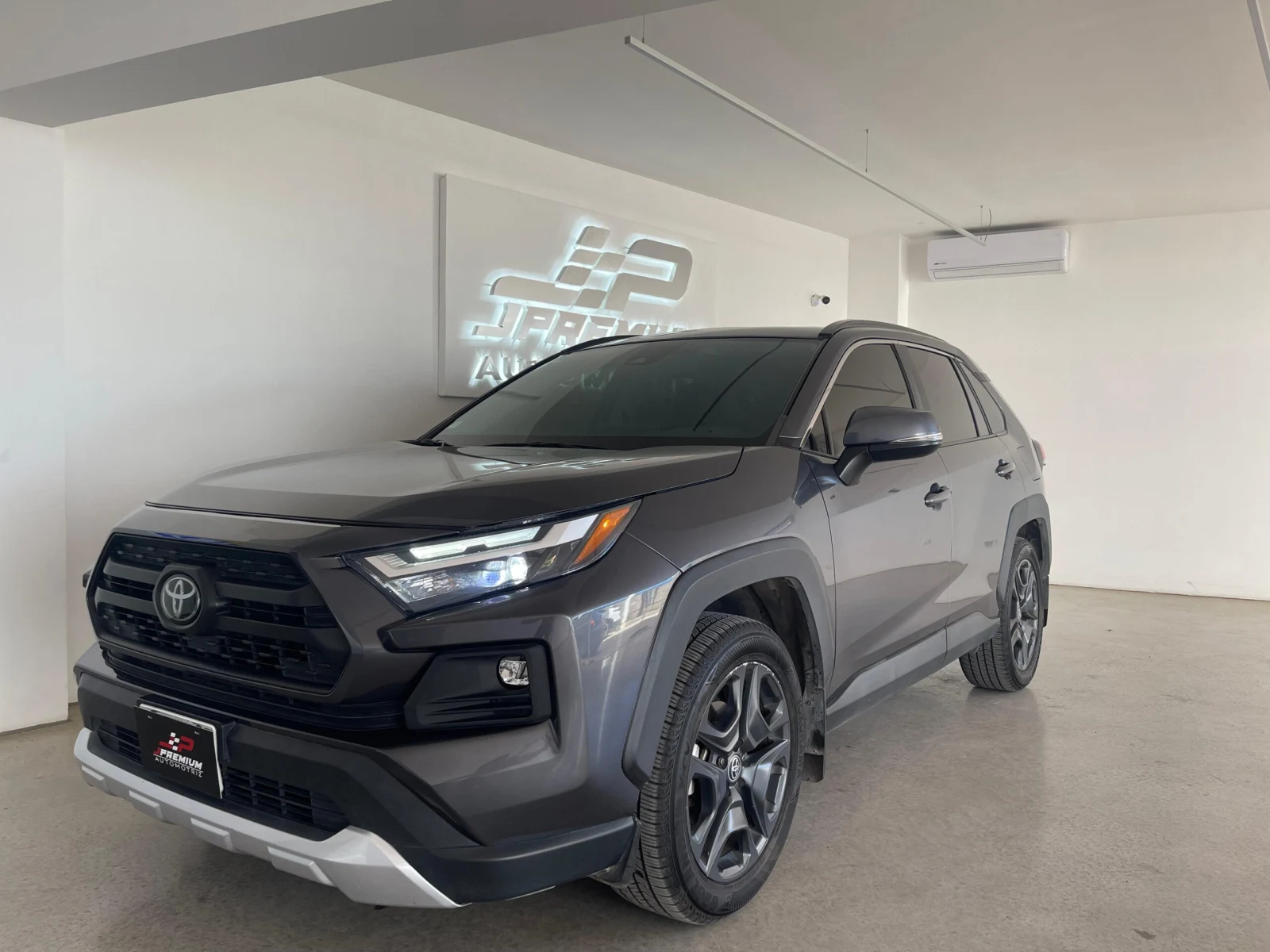 Toyota RAV4 ADVENTURE 2023 - Foto 1