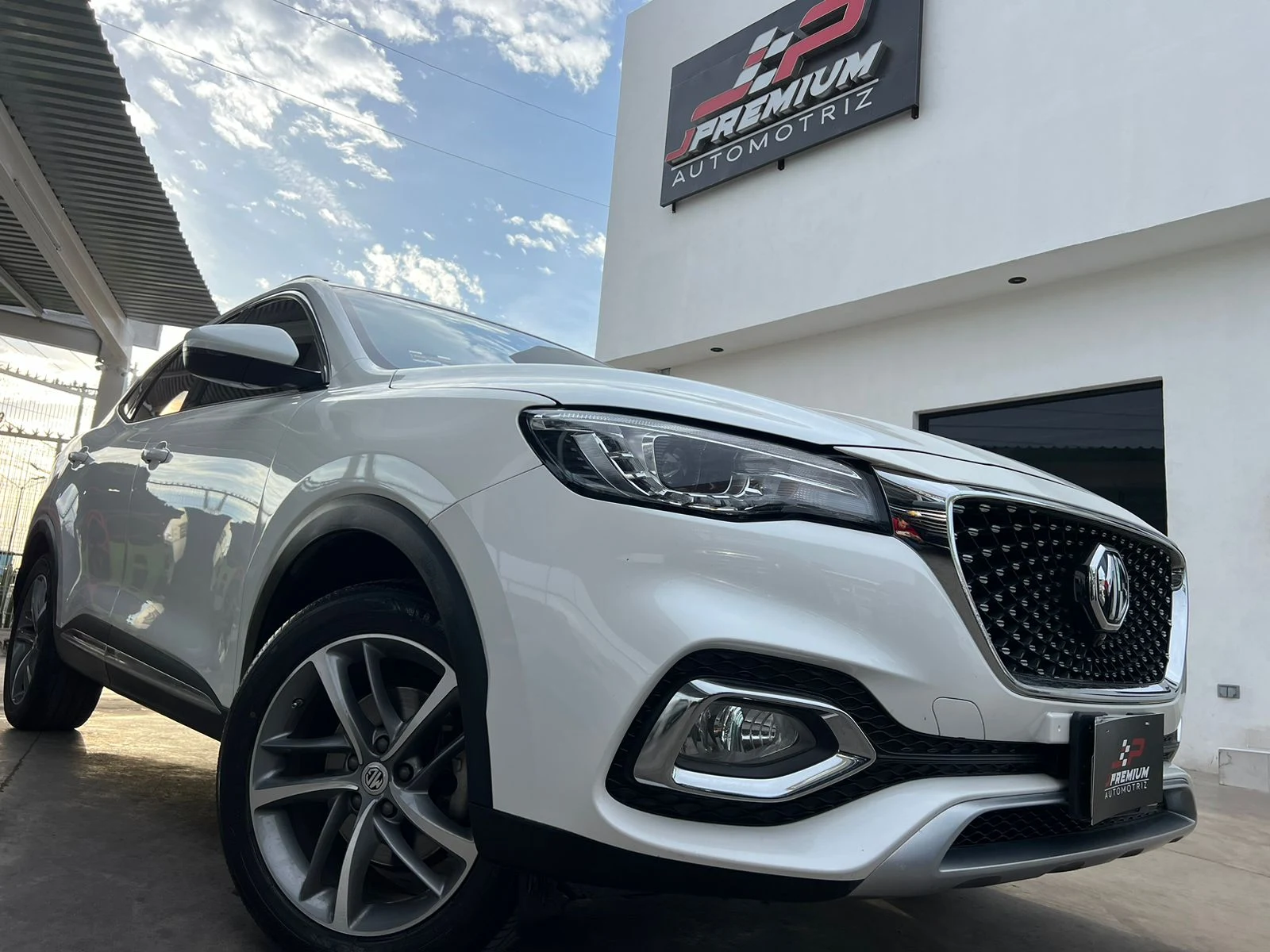 MG HS 2022 - Foto 1