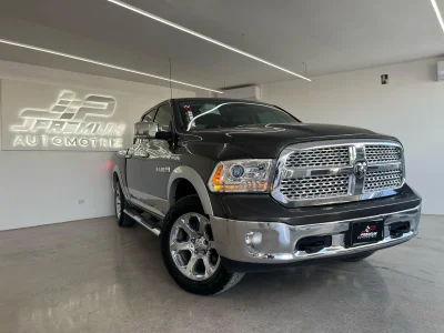 Dodge RAM LARAMIE 4X4 2017