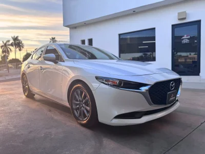 Mazda MAZDA3 2023