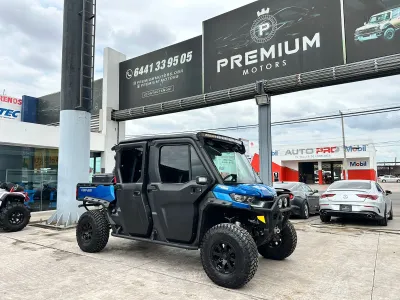 Can-Am Defender HD10 2021 · UTV/Side-by-Side