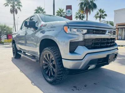 Chevrolet CHEYENNE RST 2023