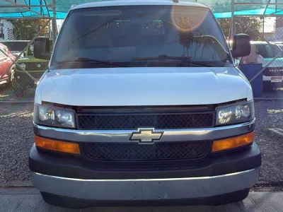 Chevrolet Express 3500 2017