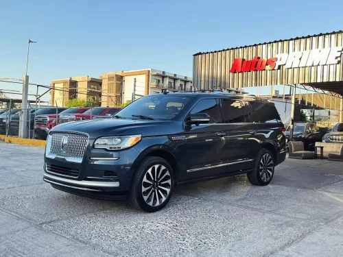 Lincoln Navigator 2022